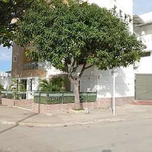Hotel Tamaca Real **